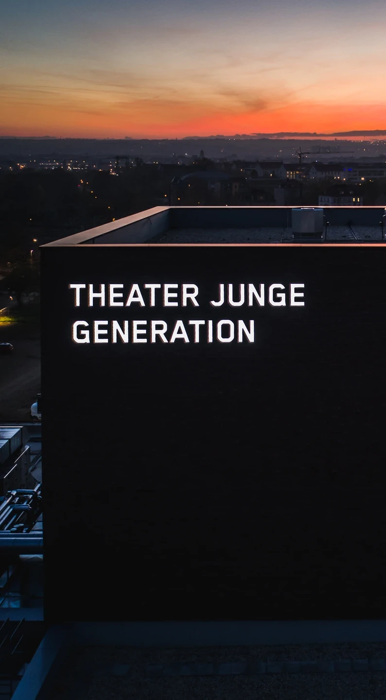 tjg. theater junge generation